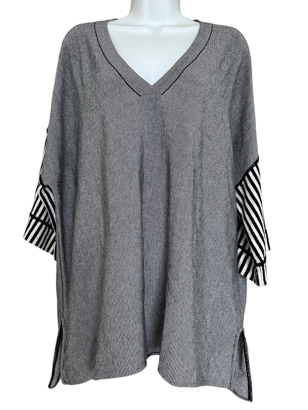 PLANET by Lauren G Adams Grey V-Neck Oversized Top with Striped Sleeves